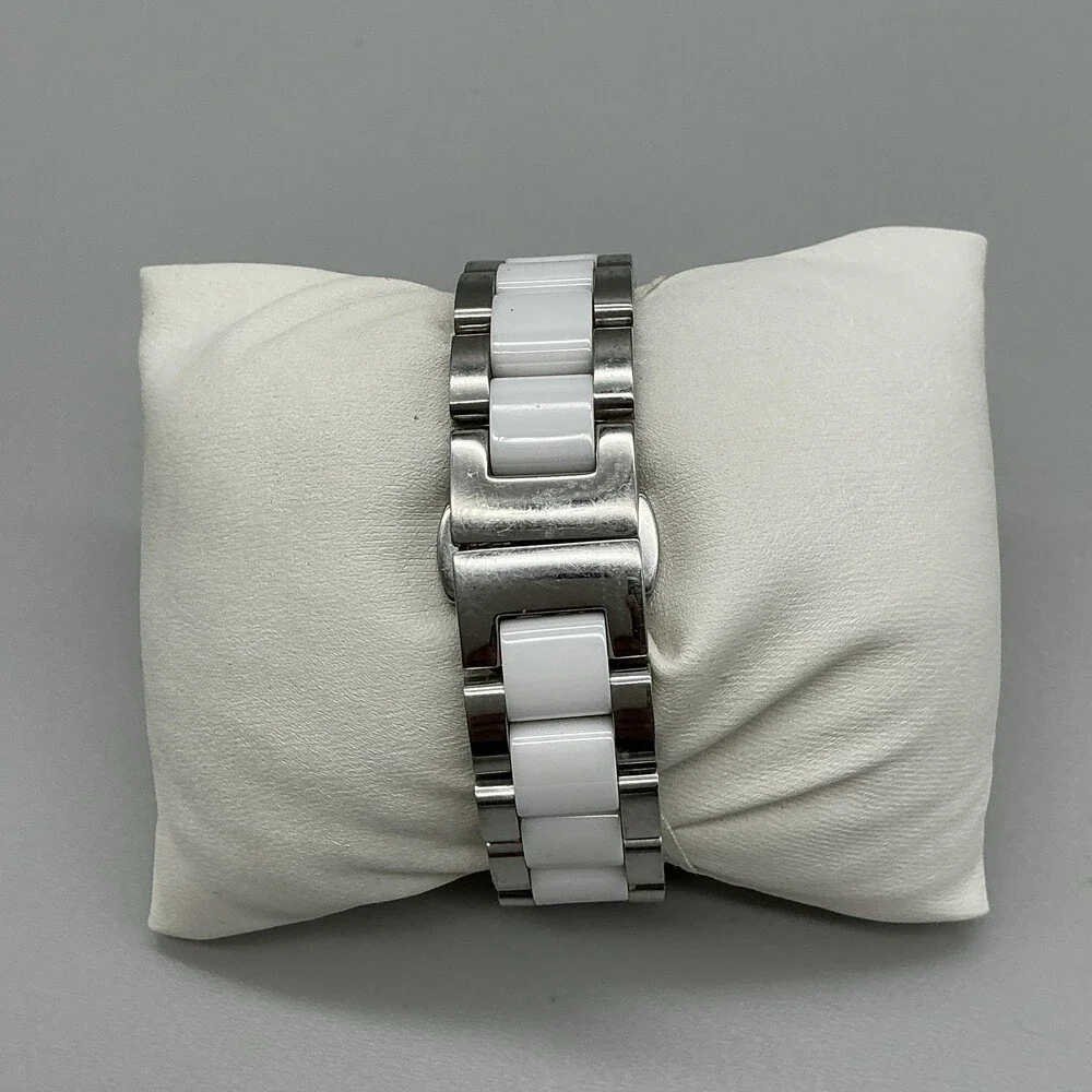 Anne Klein see photos